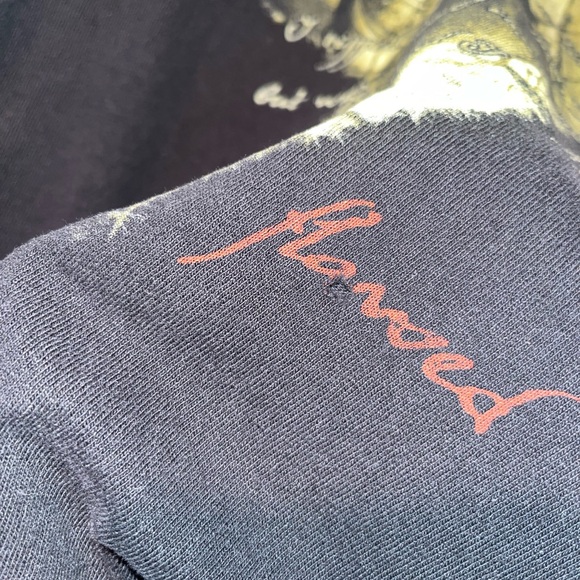 Y2K 2000s Otep “Perfectly Flawed” shirt

Collar to hem: 25 in

Pit to pit: 22 in - Picture 5 of 6